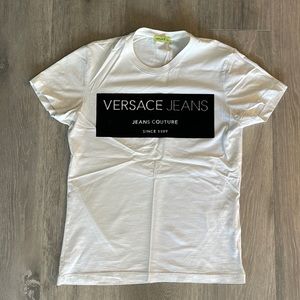 Men’s Versace jeans T-shirt size small